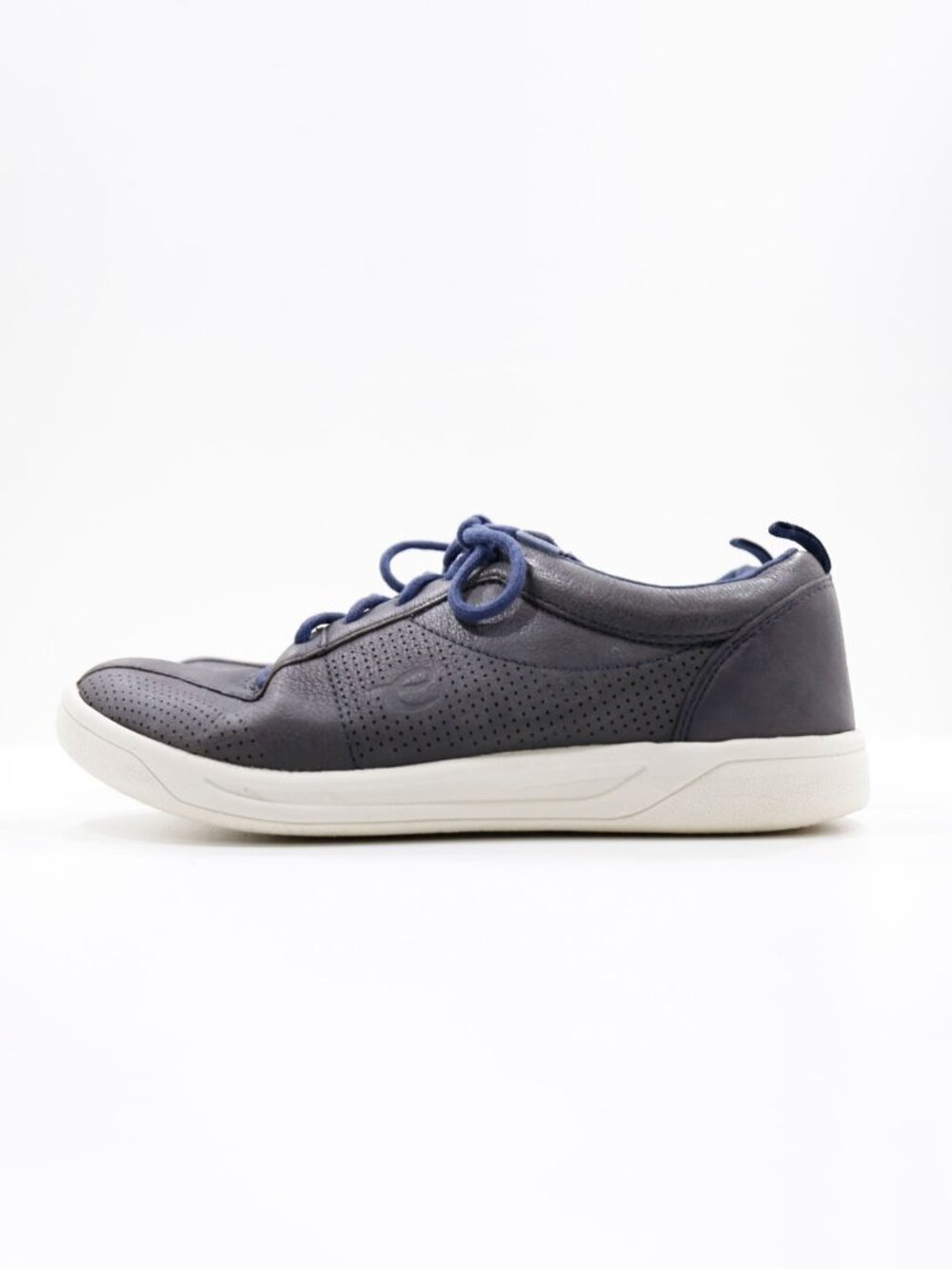 OluKai Sefreney Gray Blue Leather Lightweight Low Top Sneakers - Women's 6.5